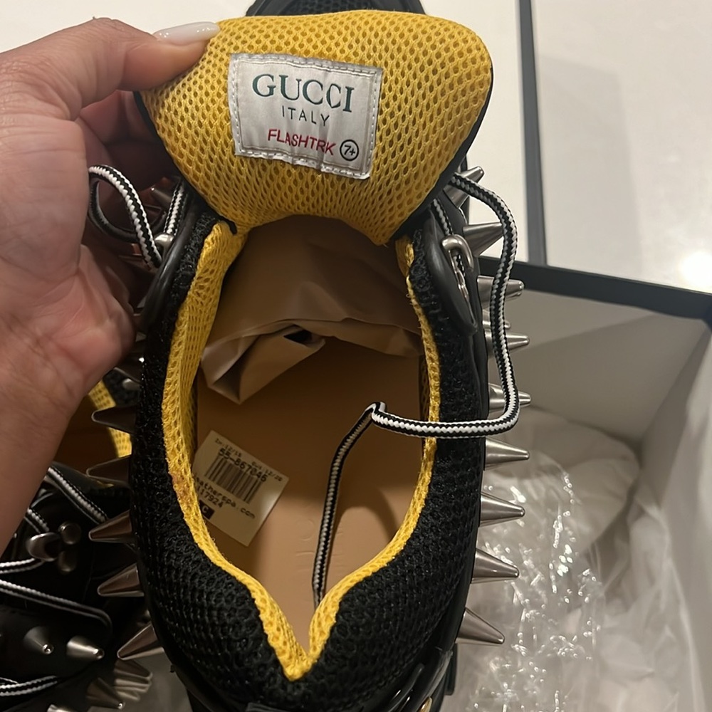 Gucci - Picture 2 of 5